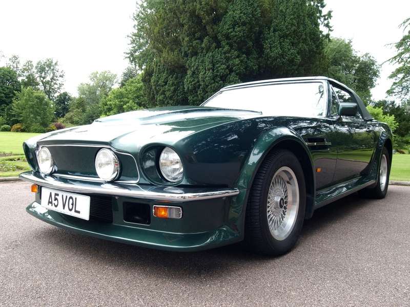modern, stationary, aston martin, speed, car, land Vehicle, sport, green color, mode of transportation, convertible, travel, outdoors, shiny, vintage Car