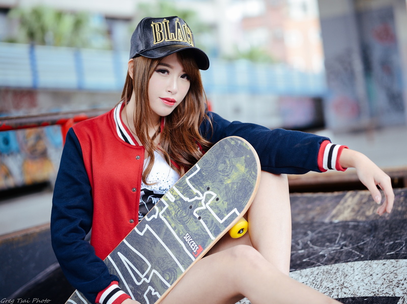 day, People, asiatic, teenager, leisure activity, Asian, 5K, Cool, focus on foreground, hairstyle, lifestyles, cap, Model, dyed hair, Skateboard, clothing