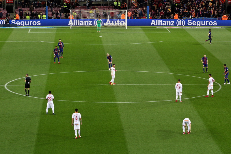game, males, playing, women, day, sport, group of people, clothing, barcelona, team sport, football, 4K, people, team, crowd, adult, soccer, sports, spectator