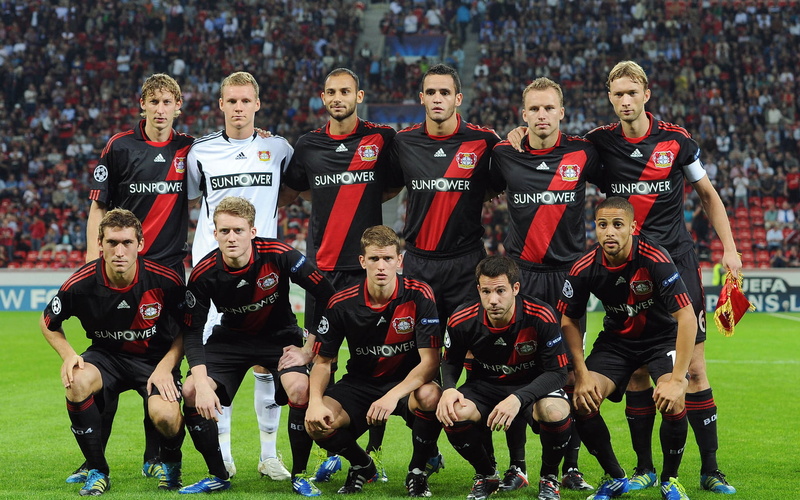 standing, team, 720P, adult, team sport, crowd, group of people, stadium, looking at camera, portrait, jersey, real people, leverkusen, match - sport