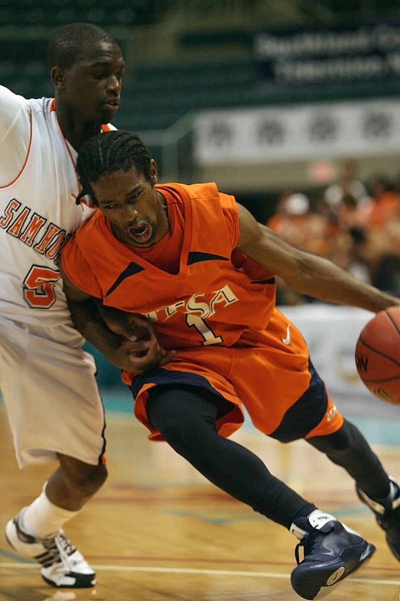 black, ball, 2K, males, competition, leisure activity, challenge, people, driving, focused, compete, male, game, muscular, basketball uniform, teenager