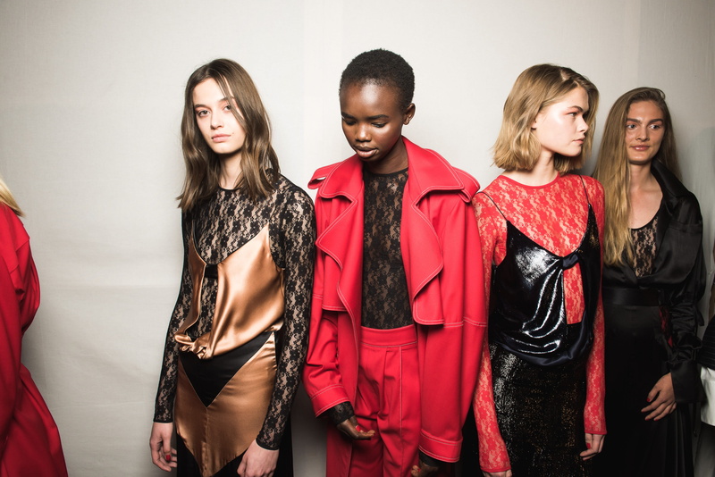 couture, cool, textile, clothing, multi-Ethnic Group, girl, 4K, collection, group Of People, black Color, fashion show, silk, gold, victoria, people, clothe