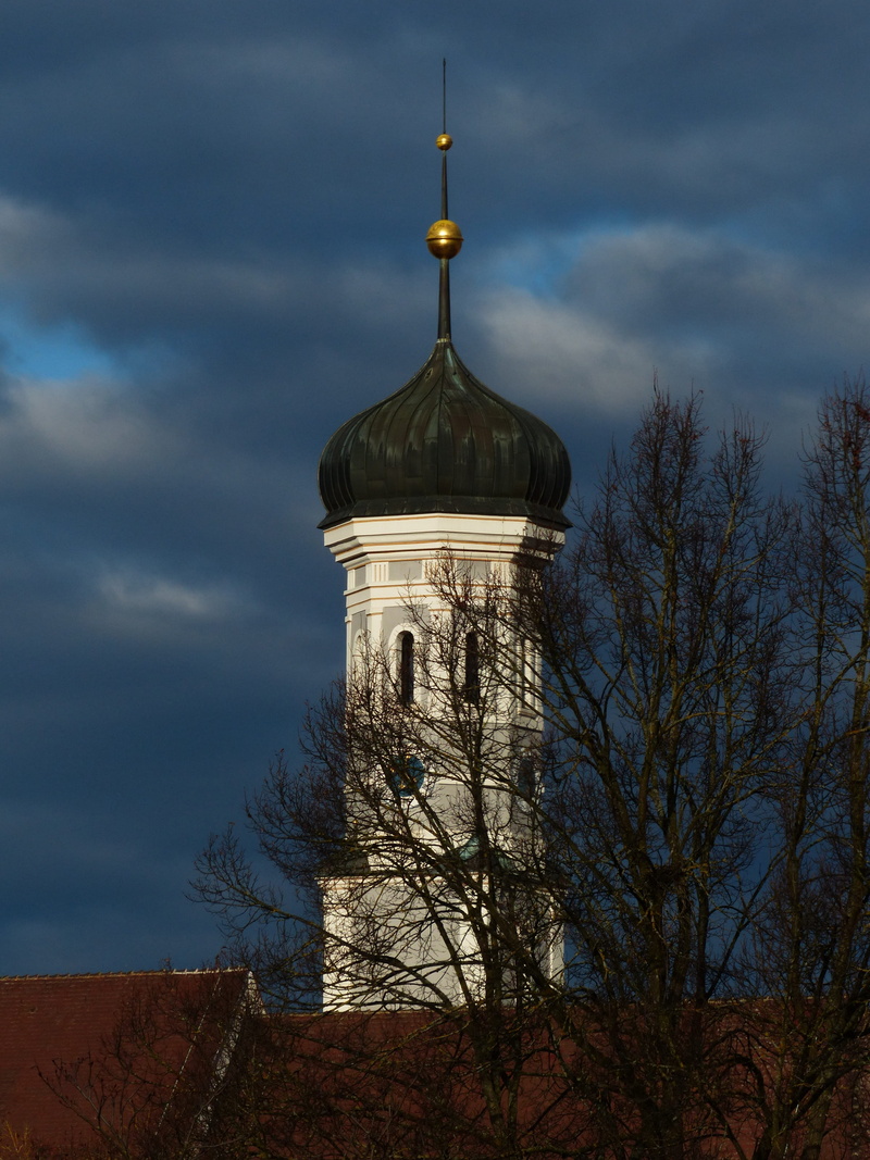 no people, great, history, plant, sky, place of worship, faith, Spire, travel destinations, built structure, Holy Trinity Church, onion dome, branch, bare tree