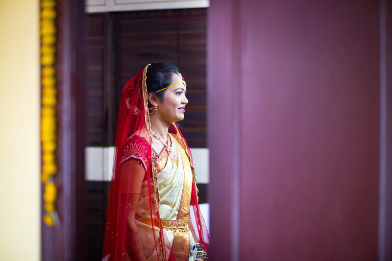 india, females, Women, one young woman only, traditional Dress, adults only, photos, indian, smiling, young adult, beautiful woman, public domain, belief