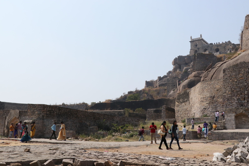 built structure, lifestyles, outdoors, ancient, architecture, tourist, crowd, real people, history, hyderabad, tourism, golconda fort, nature, archaeology