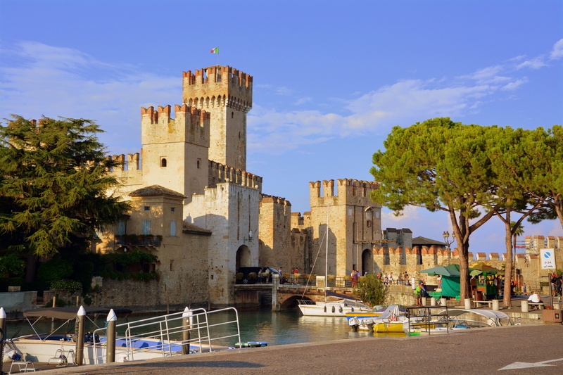tree, sky, city, building, pini, history, built structure, trees, boats, torre, travel, architecture, 5K, building exterior, nature, outdoors, castle