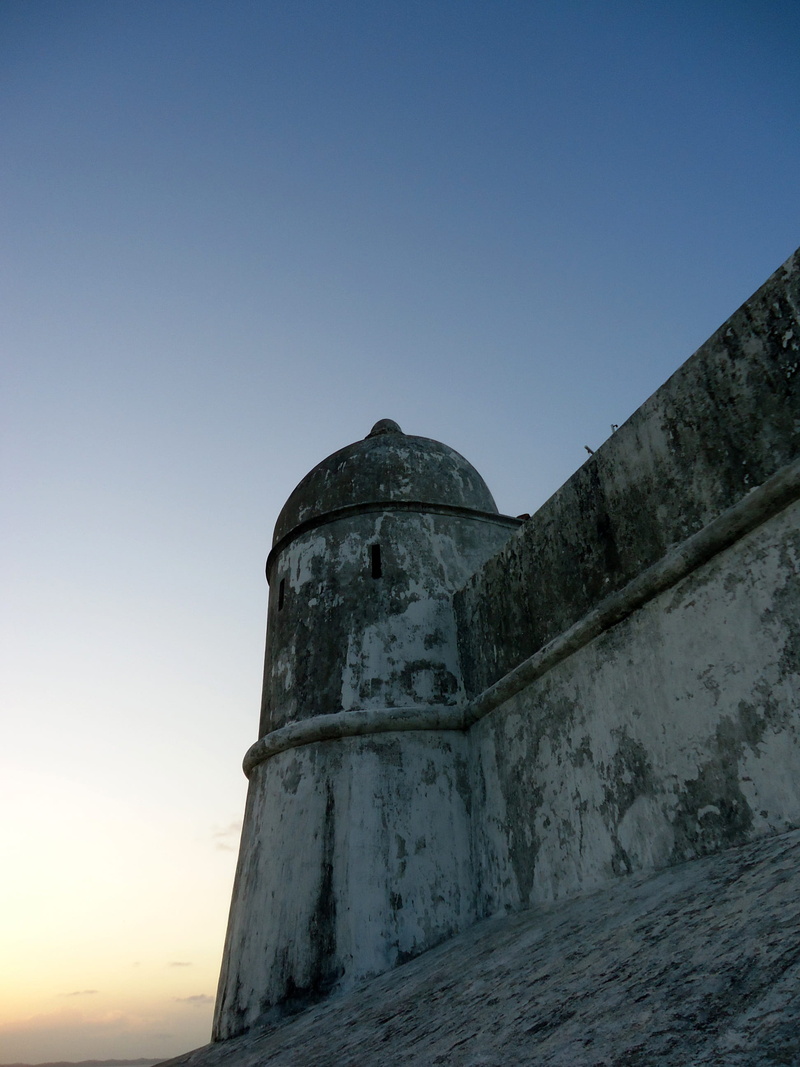 blue, holidays, no people, sky, copy space, nature, clear sky, beach, beira mar, litoral, trip, postcard, ruined, brazil, tourism, fortress, low angle view