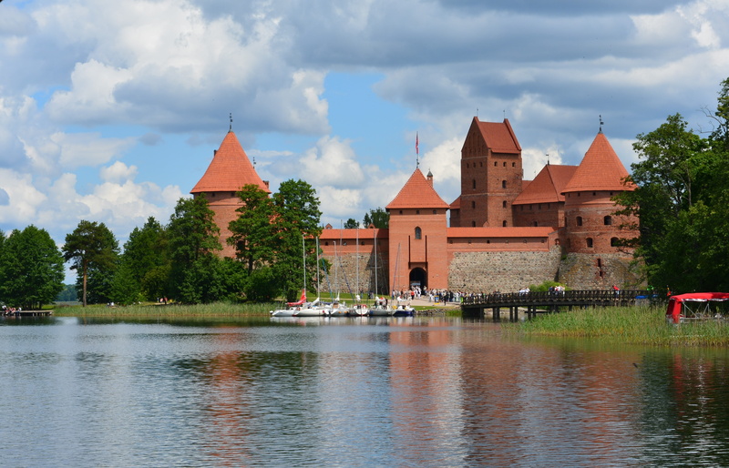 the past, tree, building exterior, historical, historic, travel destinations, europe, castle, waterfront, medieval, architecture, trakai, reflection, tower