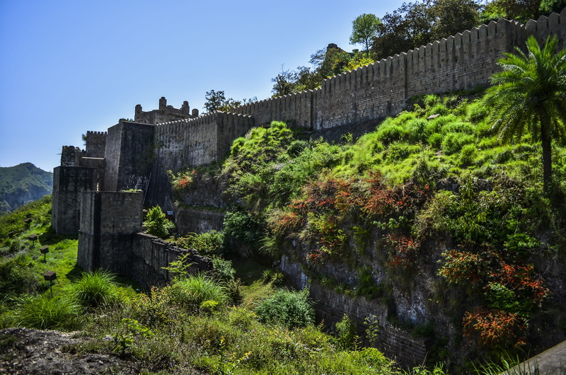 asia, 4K, green, landscape, tourism, palace, outdoors, travel, tree, nature, wall, history, sky, landmark, sunny, indian, building, green color, travel destinations