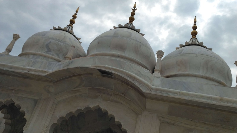 low angle view, fort, sky, nature, religion, building, cloud - sky, agra, historical, tourism, architectural column, dome, built structure, spirituality