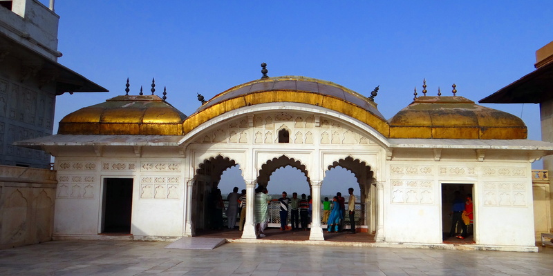 travel destinations, palace, architectural column, the past, arch, travel, incidental people, building, built structure, mughals, city, 4K, blue, religion