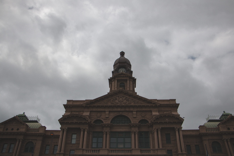 cloud - sky, history, dome, building, no people, low angle view, building exterior, nature, day, courthouse, government, clouds, texas, built structure