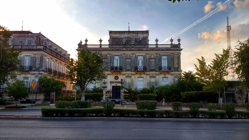 history, travel destinations, london, plant, mexico, the past, old, day, mérida, road, city, landmark, built structure, facade, palace, luxury, travel