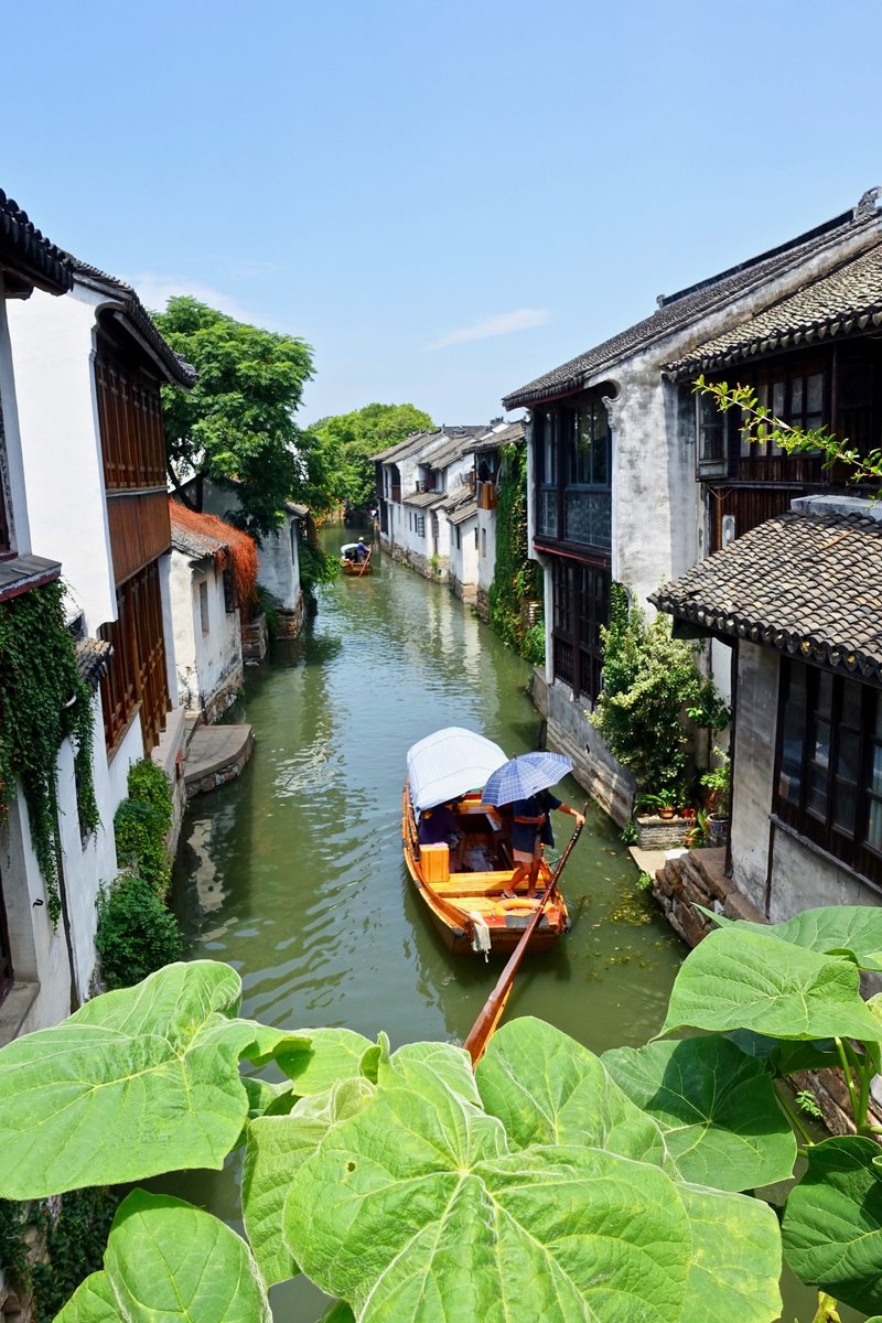 nature, picturesque, transportation, canal boat, water, floating on water, built structure, river, outdoors, canal, mode of transportation, no people, building exterior