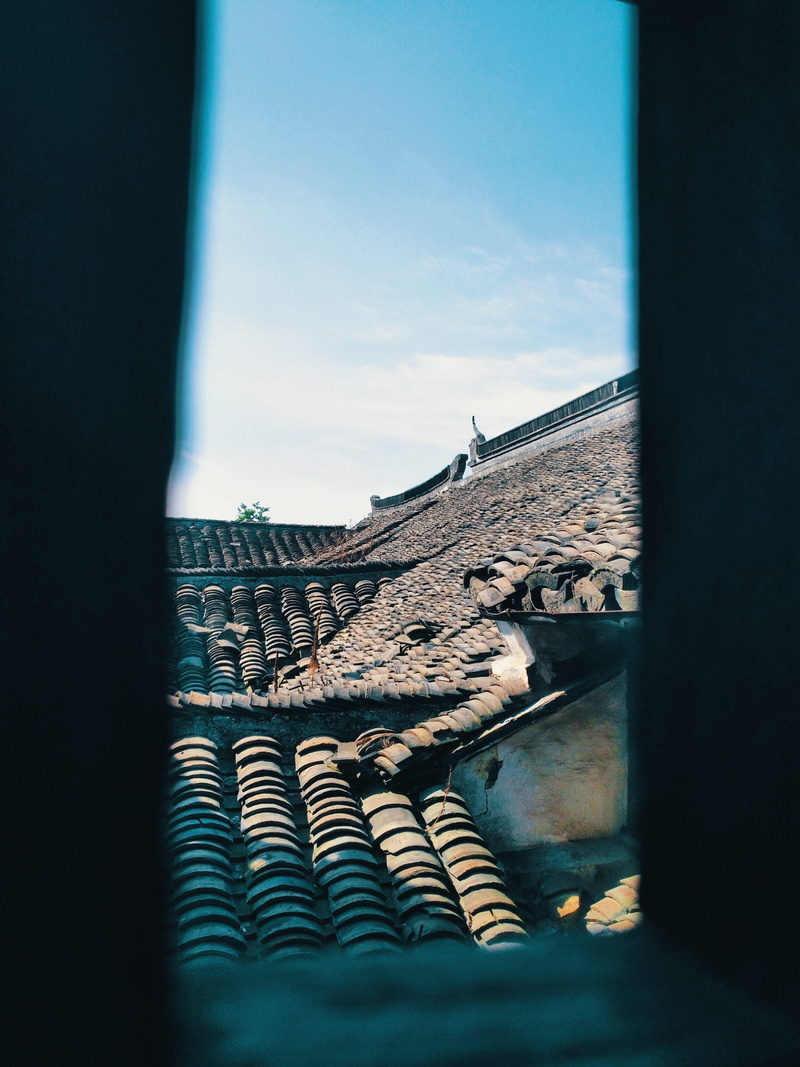 cloud - sky, sky, sunlight, 4K, window, day, wall, china, nature, zhouzhuangzhen, wall - building feature, roof tile, house, no people, building exterior