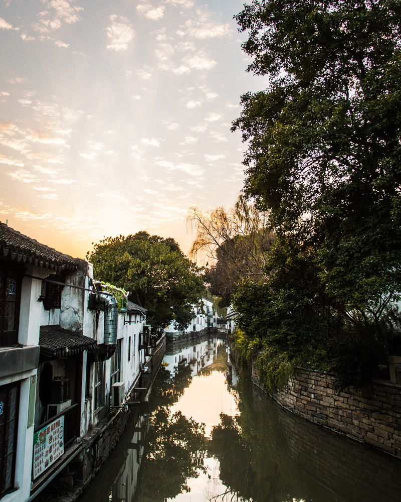 4K, sky, cloud - sky, river, transportation, building exterior, old, no people, architecture, lake, pingjiang road, traditional, outdoors, cloud, stream