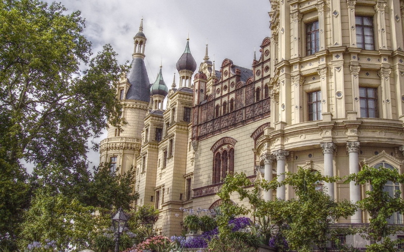 no people, place of worship, building, religion, nature, 1080P, outdoors, history, schwerin palace, low angle view, travel destinations, architecture
