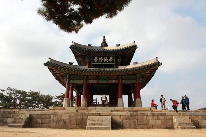 men, high, history, place of worship, travel destinations, 1080P, cloud - sky, visit, nature, outdoors, religion, mars, travel, building exterior, korea culture