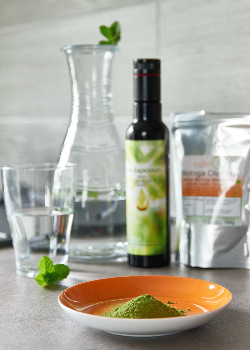 container, close-up, herb, still life, drinking glass, leaf, ceramic, leaf powder, preparation, table, no people, focus on foreground, green, mint leaf - culinary