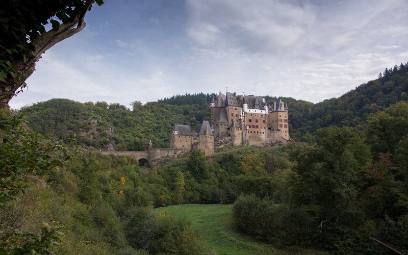 1080P, Castles, Eltz Castle