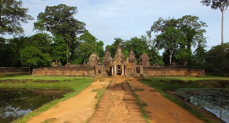 building exterior, travel destinations, plant, architecture, ancient, 2K, ancient civilization, religion, old, woods, tree, cambodgia, green color, brown