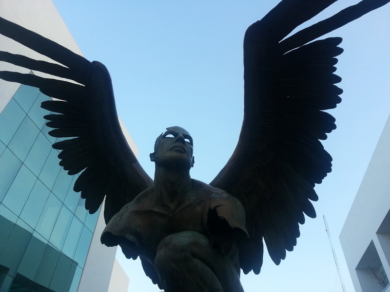 sculpture, 2K, sky, day, building exterior, clear sky, human representation, male likeness, creativity, no people, representation, buap, puebla, built structure