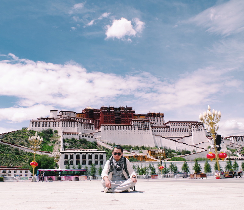 ultraviolet, cloud - sky, high altitude, adult, young adult, tibet, 2K, real people, architecture, full length, front view, nature, city, women, one person