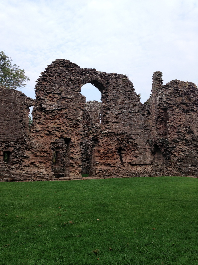 plant, grass, structure, outdoors, ancient civilization, europe, stone, landscape, wales, built structure, travel destinations, ruined, wall, land, ancient