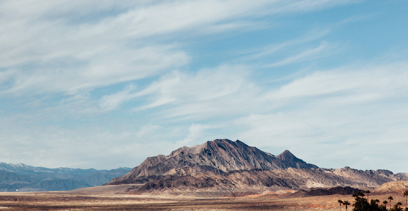 5K, desert, palm trees, hills, mountains, landscape