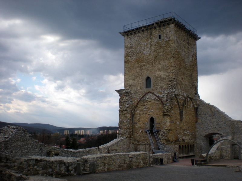 history, ruined, building, religion, tower, castle of diósgyőr, monument, fortified wall, ancient civilization, building exterior, outdoors, the past, travel destinations