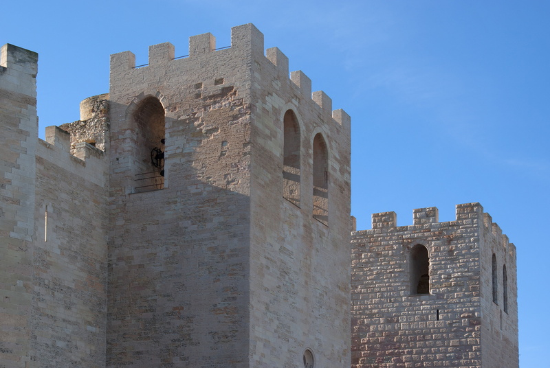 old, history, outdoors, abbey, sky, architecture, ruined, low angle view, nature, ancient, travel destinations, marseille, 4K, castle, no people, built structure