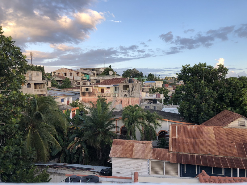 Buildings, architecture, tropical, arecaceae, incidental people, cloud - sky, building, hotel, growth, roof, house, high angle view, built structure, plant