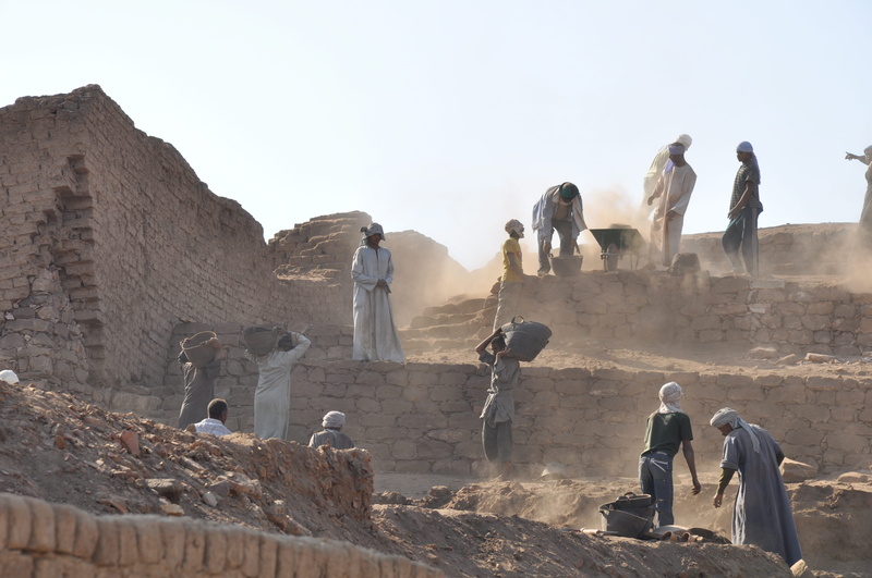 solid, working, basket, sky, people, built structure, ancient, archaeology, ancient civilization, human representation, cultures, carrying, the past, outdoors