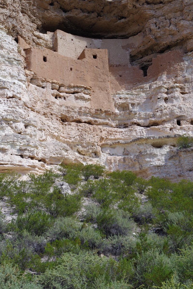 outdoors, arid climate, building exterior, rock formation, architecture, ruined, plant, native american, ancient civilization, day, cliff, montezuma, 5K