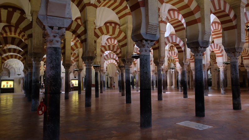 colonnade, hanging, belief, tourism, travel destinations, travel, architecture, architectural column, place of worship, flooring, day, built structure