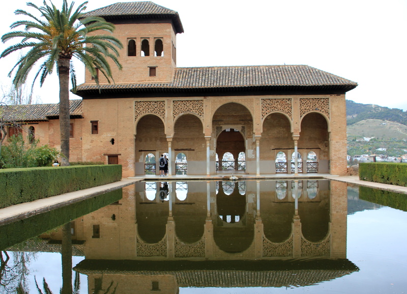 concrete, tropical climate, 4K, architecture And Buildings, photo, arch, history, travel Locations, building, reflecting pool, built Structure, Alhambra