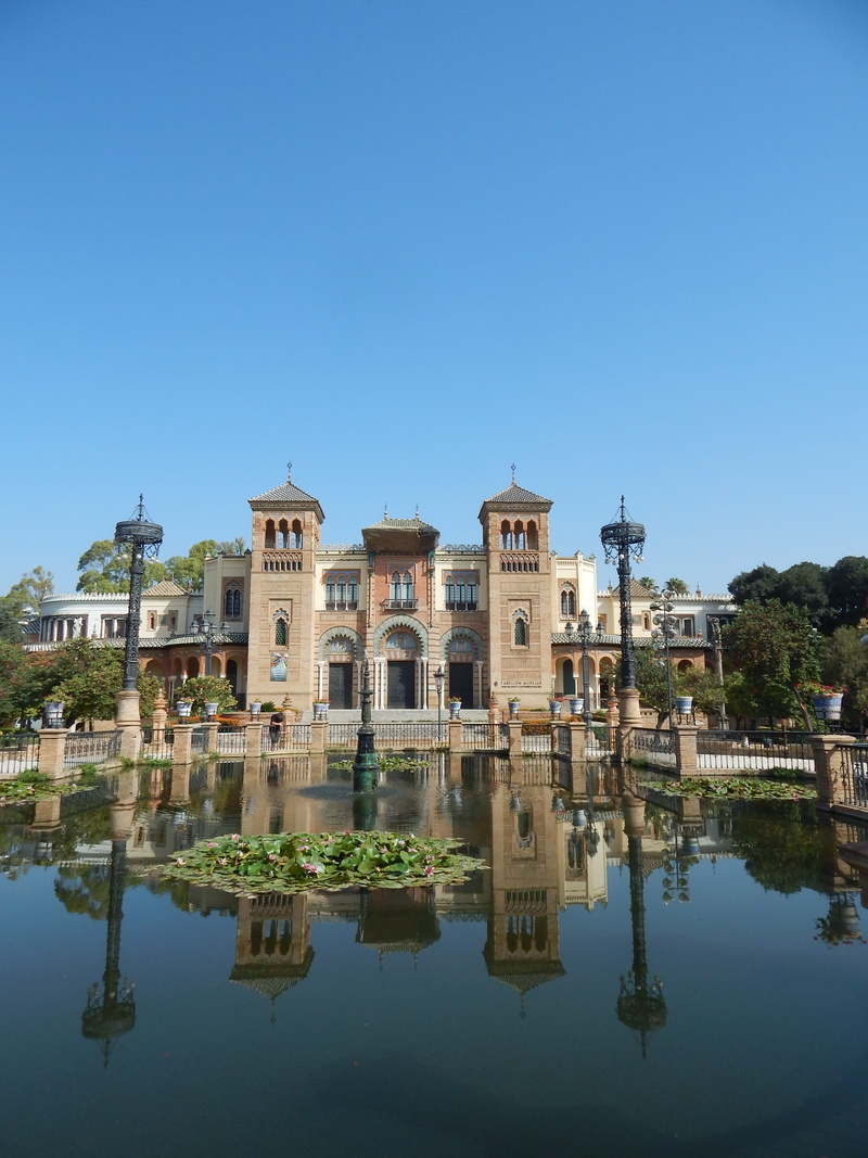 nature, 4K, reflection, monument, history, lake, outdoors, the past, copy space, old, monuments, waterfront, sevilla, blue, tourism, travel destinations