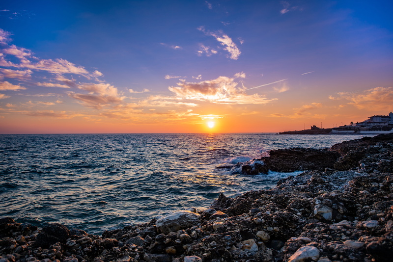 water, andalusia, horizon, horizon over water, sky, sun, tranquility, lens flare, rock - object, malaga, sunset, blue, beach, land, 5K, clouds, waves