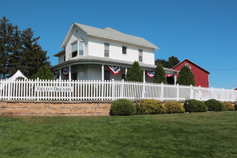 suburb, mansion, building exterior, home ownership, no people, built structure, sky, iowa, plant, field of dreams, grass, movie, residential district, fence