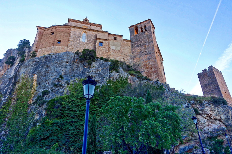 old, view, alquezar, travel, nature, built structure, mountain, building exterior, outdoors, tree, low angle view, landscape, fort, building, growth, castle