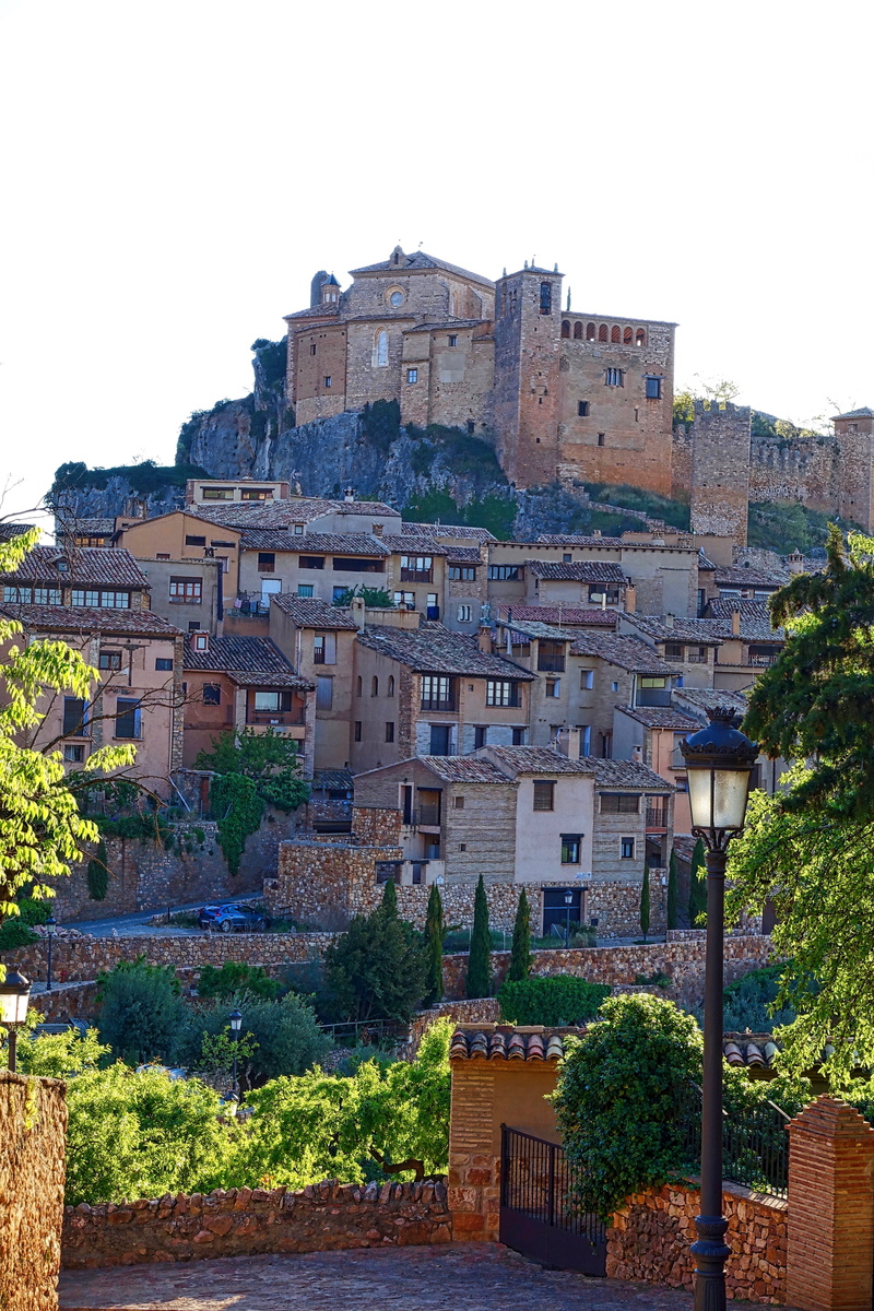 5K, house, famous, citadel, tree, history, old, nature, the past, building, city, building exterior, architecture, residential district, castle, sky, fortress