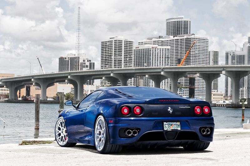 modern, car, engine, transportation, Modena, motor vehicle, traffic, road, cityscape, skyscrapers, day, editorial, bridge, urban Scene, famous Place, blue