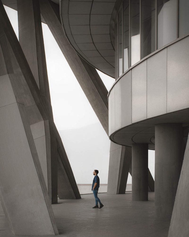 business, miladtower, tehran, built Structure, alone, city, column, standing, outdoors, one Person, people, shirt, solitude, businessman, indoors, adult