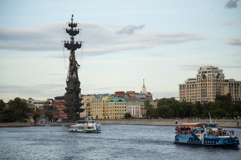 mode of transportation, tourism, outdoors, nature, no people, water, the monument to peter, nautical vessel, city centre, 5K, center, monument, building