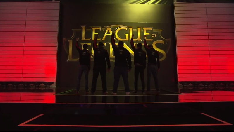 legends, yellow, architecture, representation, sport, album, case, League of Legends, black, night, no people, 720P, text, window, multi colored, nightlife