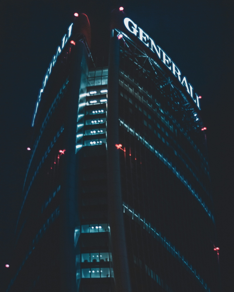 nature, town, nightlife, mi, light, tall - high, italia, city, building exterior, black, milano, urban, financial district, night, low angle view, metropolis