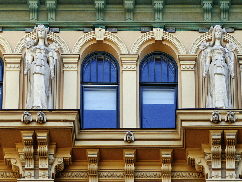 4K, male likeness, art and craft, building exterior, no people, representation, baltic states, art nouveau, the past, arch, riga, building, low angle view