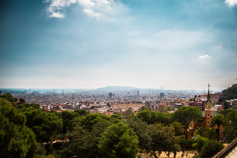 tree, day, plant, building exterior, trees, town, growth, nature, townscape, high angle view, cloud - sky, building, 4K, sky, settlement, crowd, architecture