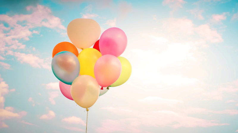 balloons, 4K, colorful, the sun, happy, balloon, sunshine, summer, the sky, happiness