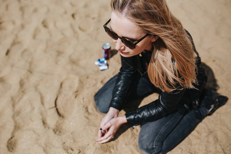 sand, relaxing, 4K, beautiful woman, glasses, adult, caucasian Ethnicity, leather jacket, women, leather, beauty, teenager, fashion, young, young adult